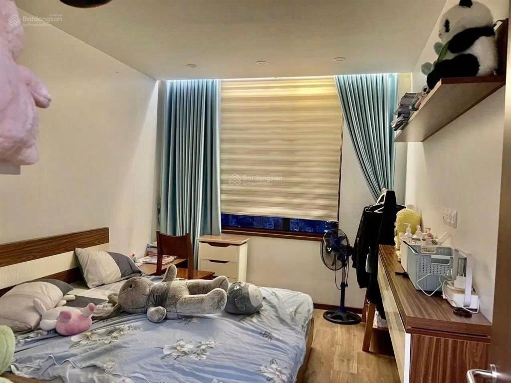 Chính chủ cho thuê căn hộ tầng cao view đẹp tòa n01t4 ngoại giao đoàn