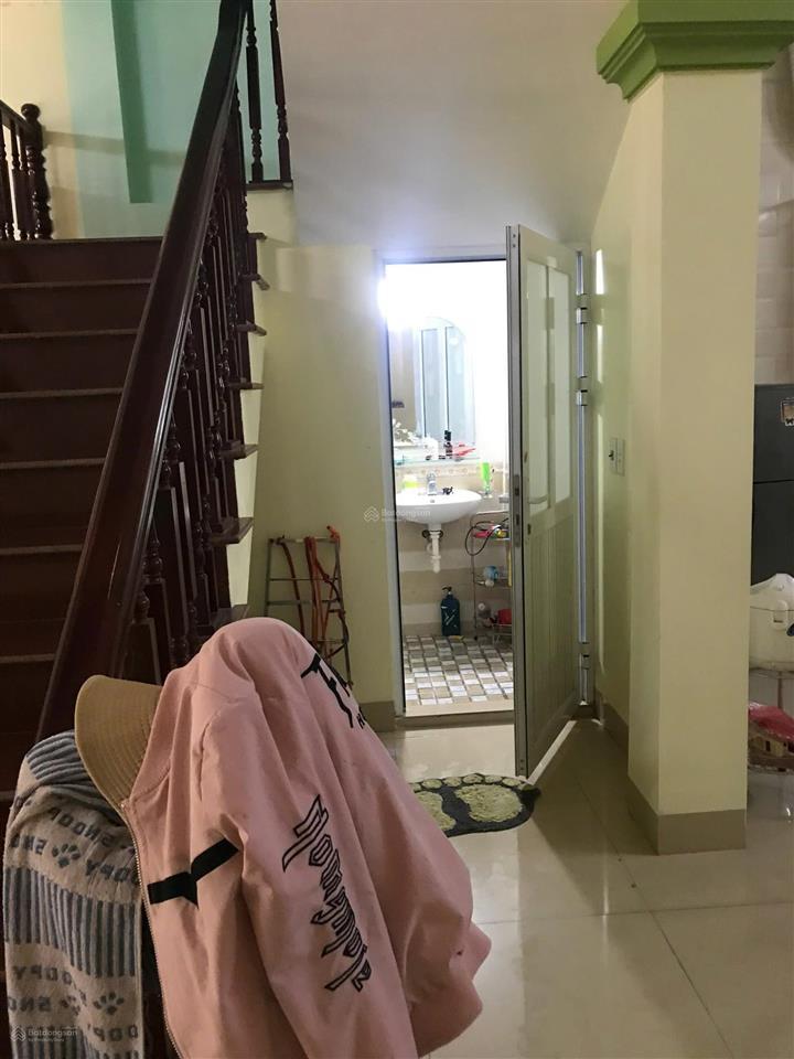 Chính chủ cho thuê nhà riêng tại 54 ngõ 16 võ văn tần, 12 triệu, 70 m2  4pn   0974 483 ***
