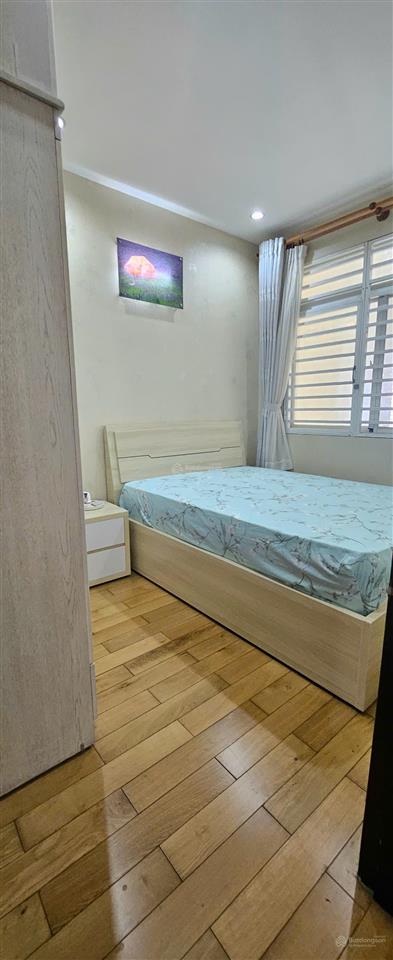 Cần bán căn hộ riverside residence, phú mỹ hưng, giá chỉ 7tỷ8