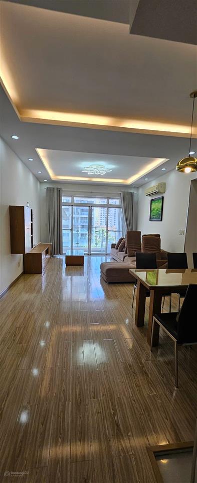 Cần cho thuê căn hộ riverside residence phú mỹ hưng, 85m2 căn góc, giá 18tr