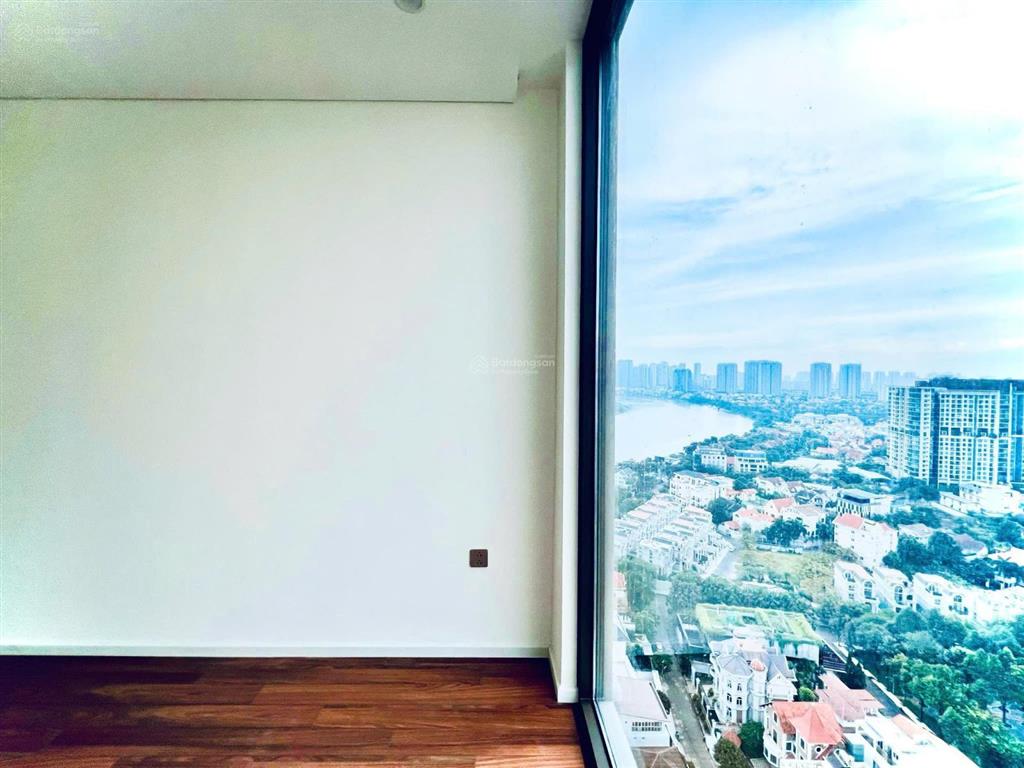 Giá tốt! bán 02 phòng ngủ thaodien green, mã căn 09 dt 84m2, view lm81, giá 16 tỷ.  0931 356 ***