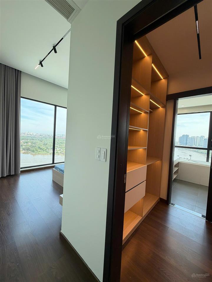 Penthouse d'edge thảo điền, dt 420m2 + hồ bơi riêng, view sông sài gòn giá 80 tỷ.  0931 356 ***