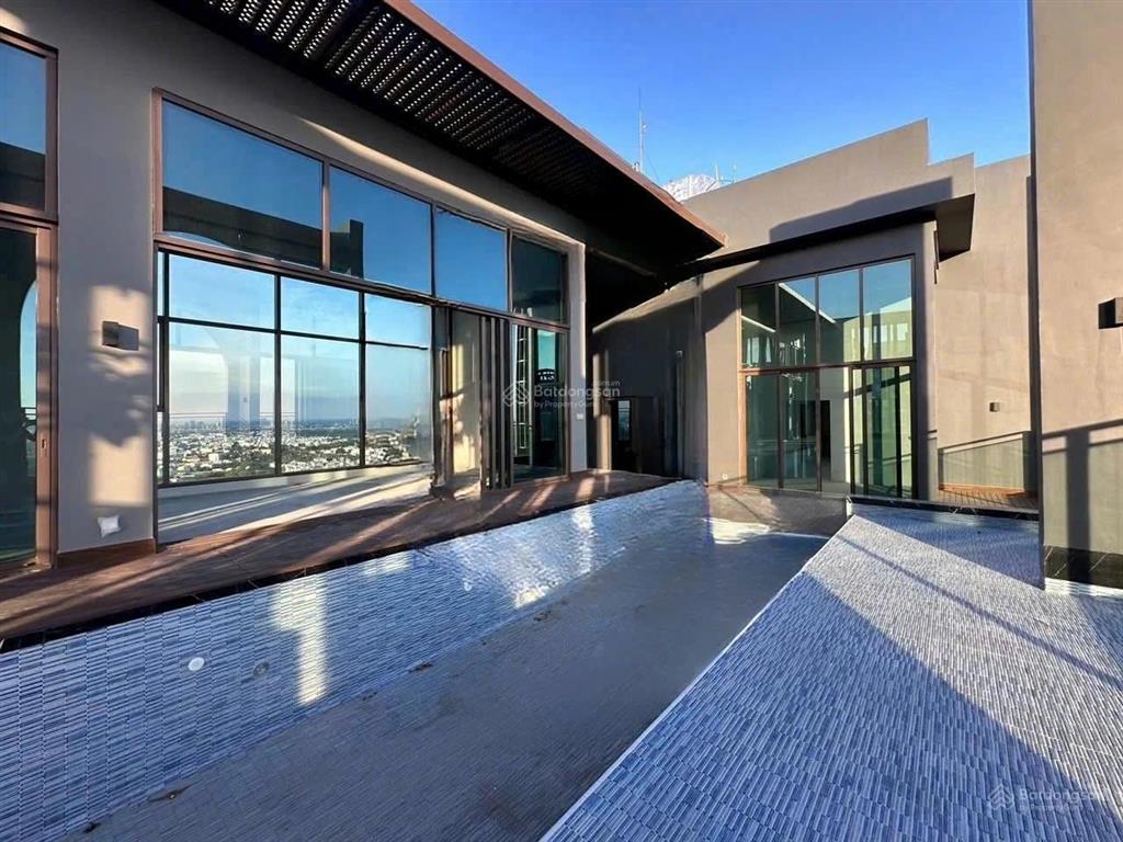Duy nhất penthouse dự án define, dt 570m2 view sông và thành phố. giá 200 tỷ.  0931 356 ***