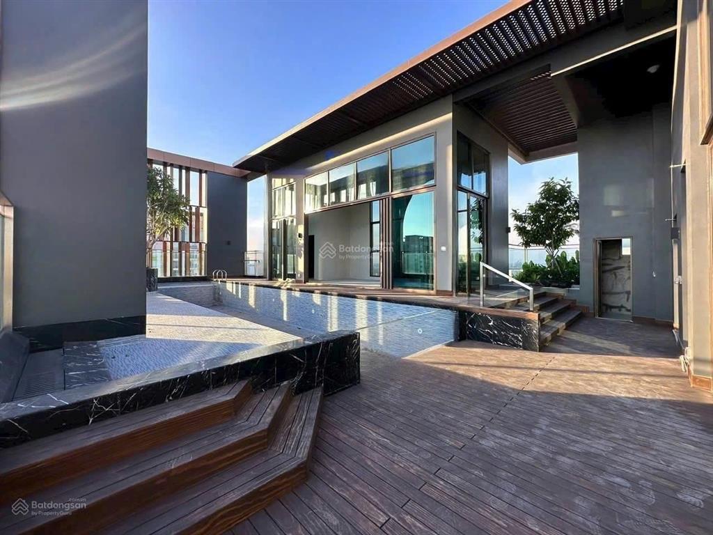 Duy nhất penthouse dự án define, dt 570m2 view sông và thành phố. giá 200 tỷ.  0931 356 ***