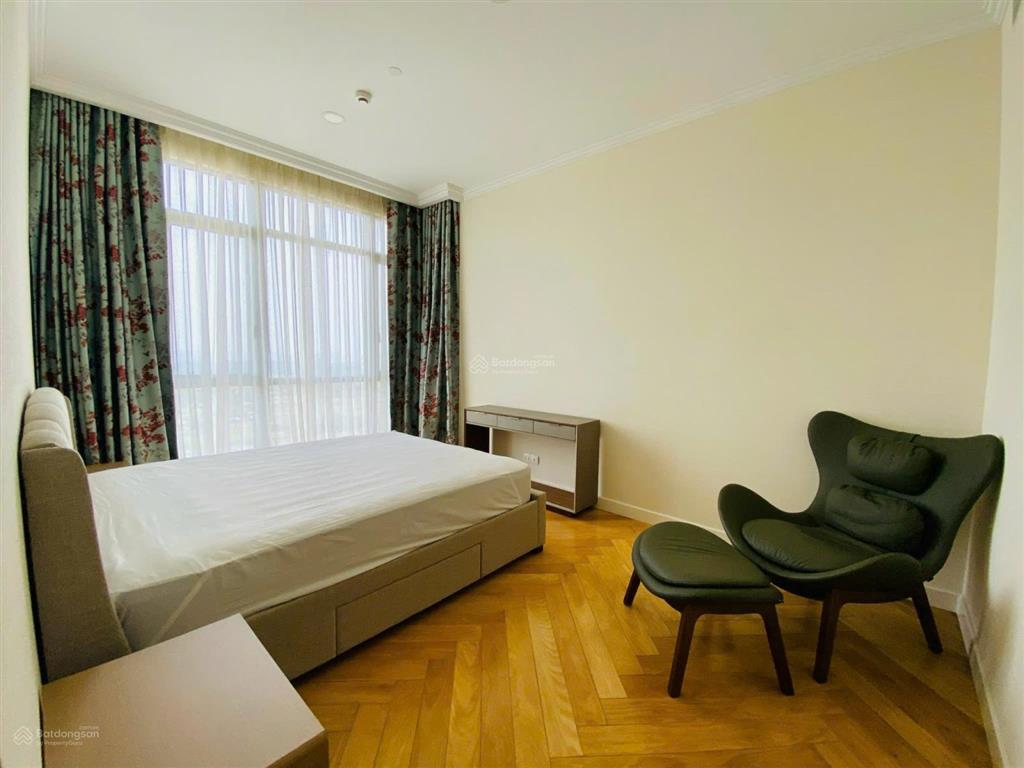 Căn đẹp, tầng cao căn 04 phòng ngủ 160m2 nassim thảo điền, view sông . giá 33 tỷ  0931 356 ***