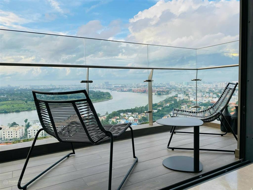 Căn 04 phòng ngủ tòa t3  q2 thảo điền dt 183 m², tầng cao view sông. giá 40 tỷ.  0931 356 ***