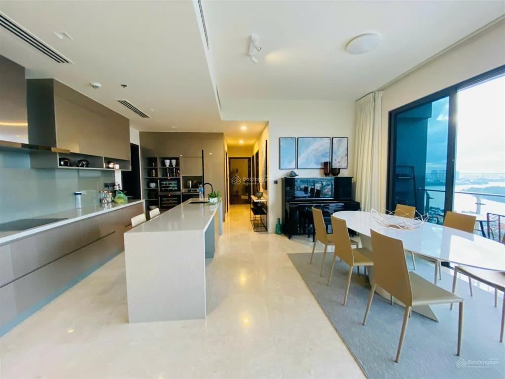 Căn 04 phòng ngủ tòa t3  q2 thảo điền dt 183 m², tầng cao view sông. giá 40 tỷ.  0931 356 ***