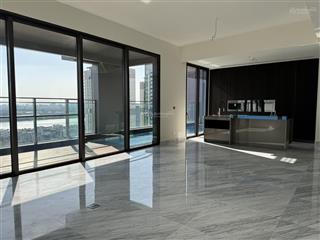 Trục đẹp, tầng cao ! căn 4 phòng ngủ define 324.7m2 hồ bơi riêng. giá 62 tỷ  0931 356 ***