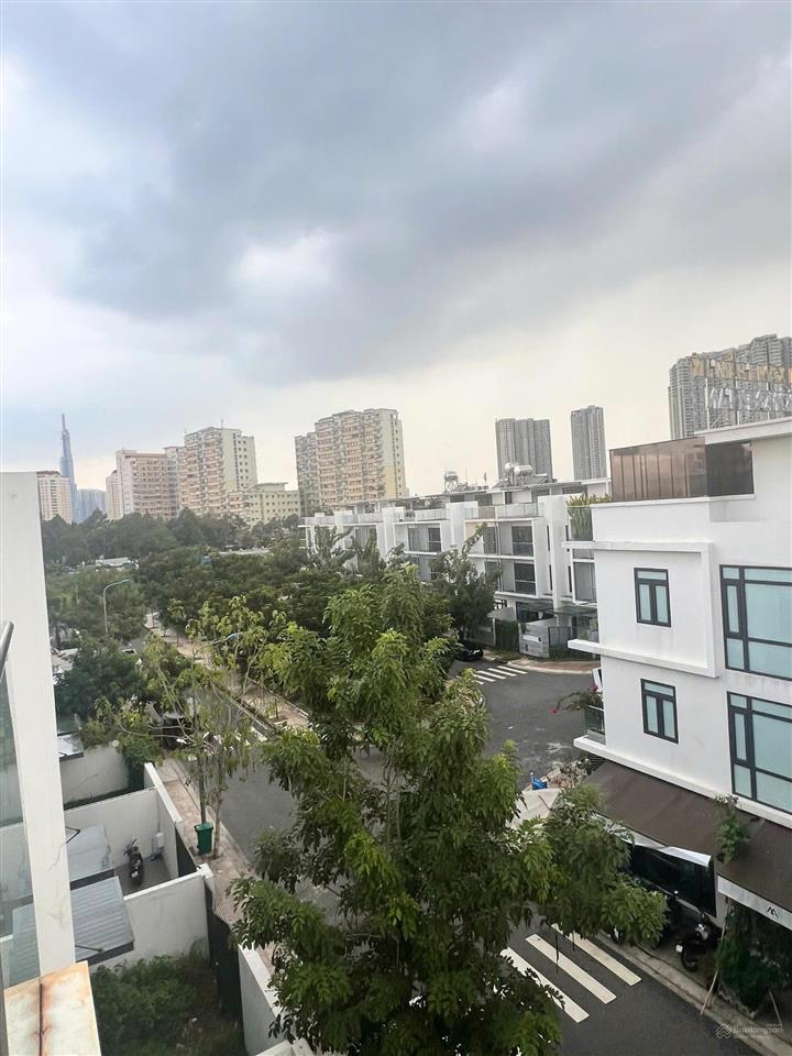 Shophouse new city an phú 149m² đất 343m² sàn, đang cho thuê dài hạn. giá 44,5 tỷ.  0931 356 ***