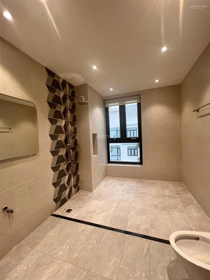 Shophouse new city an phú 149m² đất 343m² sàn, đang cho thuê dài hạn. giá 44,5 tỷ.  0931 356 ***