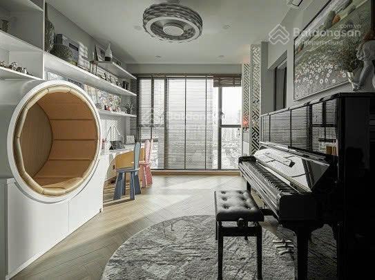 Căn đẹp! duplex 3 phòng  tháp altaz dt 133m2, tầng cao, full nội thất. giá 17,5tỷ.  0931 356 ***