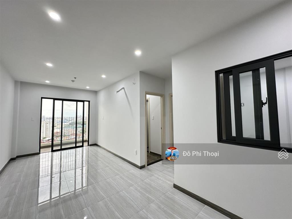 Bán căn hộ 2pn  2wc 54m2 giá 2tỷ360 bcons polygon đường bế văn đàn gần bv thủ đức. sổ hồng riêng