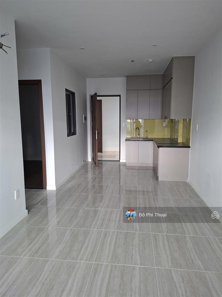 Bán nhanh căn hộ 2pn2wc bcons city sẵn hđ thuê 14tr/th giá 2tỷ7 bao full. tháp có bcons city mall
