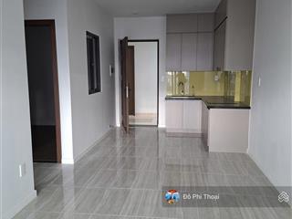 Bán nhanh căn hộ 2pn2wc bcons city sẵn hđ thuê 14tr/th giá 2tỷ7 bao full. tháp có bcons city mall