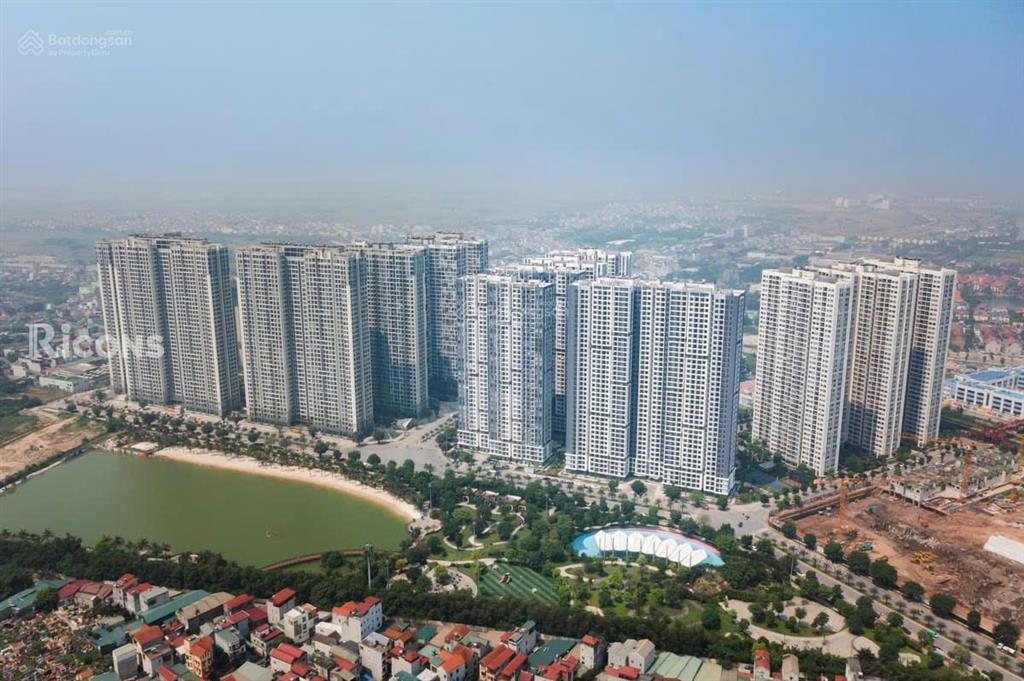 Chính chủ bán căn 43m² có sổ rồi ở tòa i5 imperia smart city, hướng đông bắc view hồ giá 3,6x tỷ