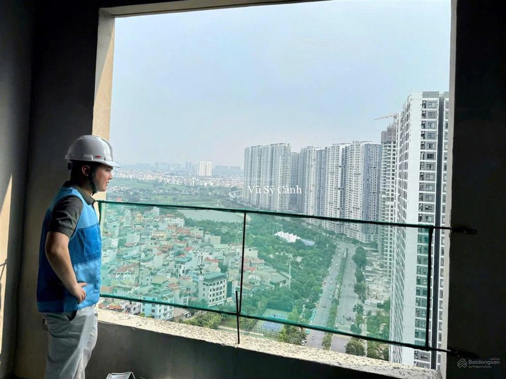 Chính chủ bán căn 3pn2wc 64m2 sola park bàn giao tháng 3 sang năm, miễn phí dịch vụ giá chỉ 4.3 tỷ