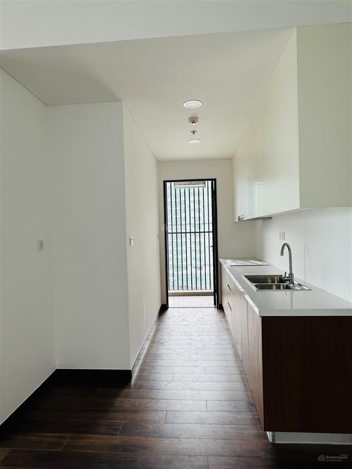 Bán căn gốc 79m2 2pn/2wc view kênh đào thơ mộng, giá tốt nhất 4.65 tỷ, tầng trung