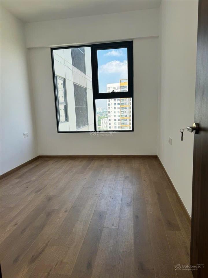 Bán căn 58m² giá 3,6 tỷ nhà view kênh đào