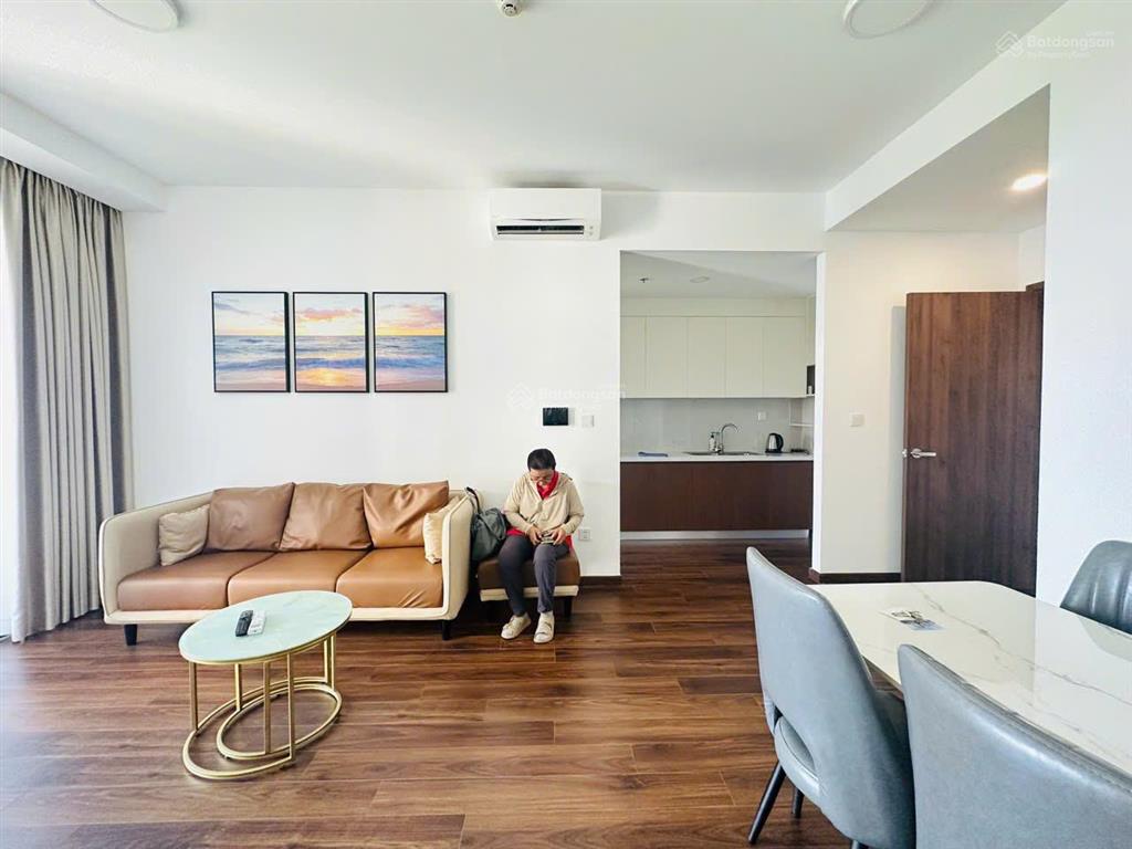 Chính em chứ ai! căn full nội thất vào ở liền view đẹp mê li giá 14 triệu vào việc nhé anh/chị