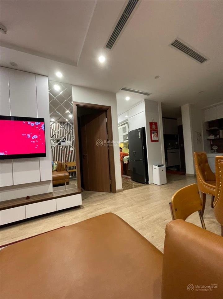 Cho thuê florence 100m2, 3 ngủ full đồ đẹp 17tr/th.  0976 215 ***