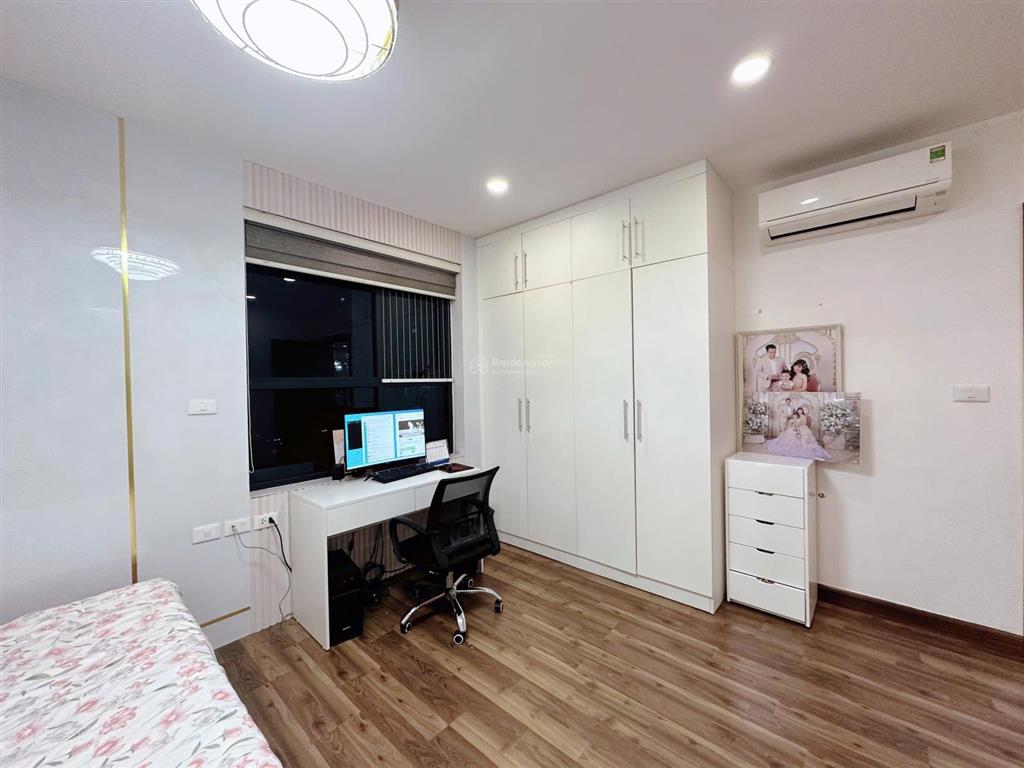 Siêu hiếm cho thuê golden palace 87m2 2 ngủ 2vs full đồ giá 15 tr/th  0976 215 ***