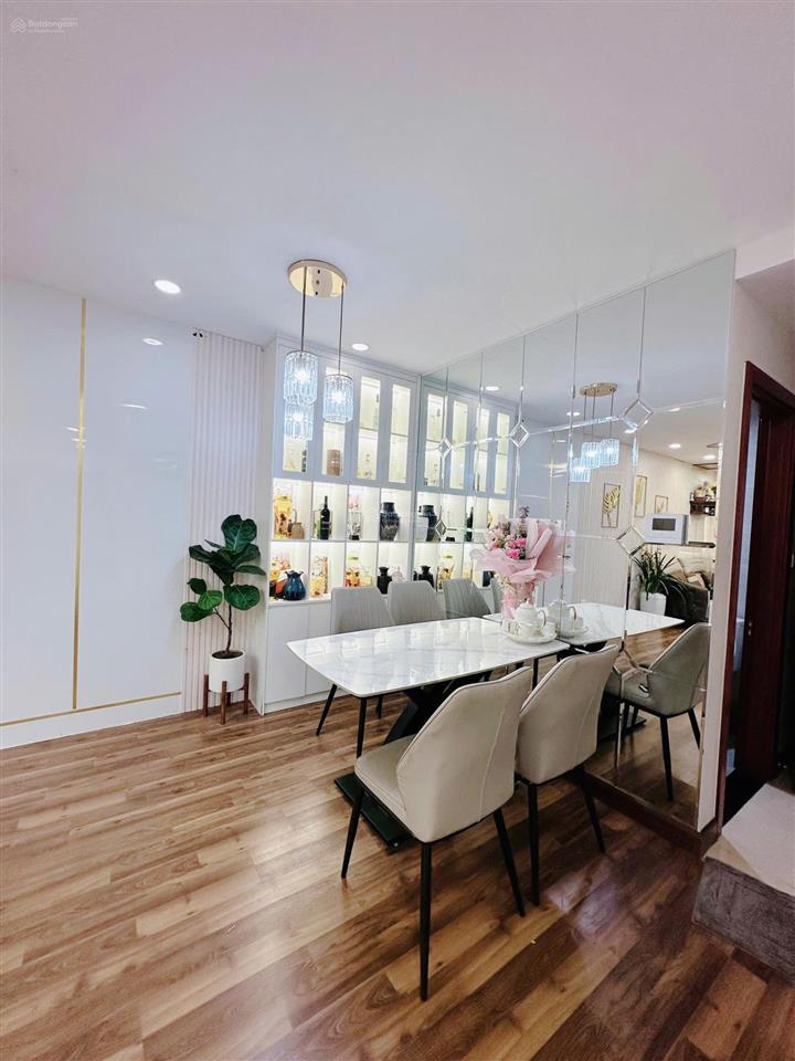 Siêu hiếm cho thuê golden palace 87m2 2 ngủ 2vs full đồ giá 15 tr/th  0976 215 ***