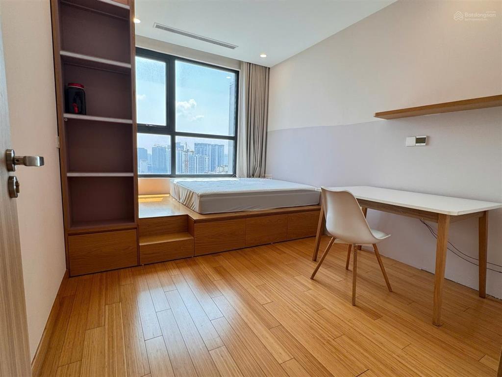 Siêu hot cho thuê the zei mỹ đình 110m2, 3 ngủ full đồ đẹp 22tr/th.  0976 215 ***