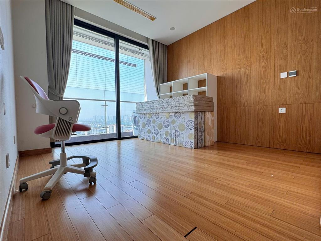 Siêu hot cho thuê the zei mỹ đình 110m2, 3 ngủ full đồ đẹp 22tr/th.  0976 215 ***