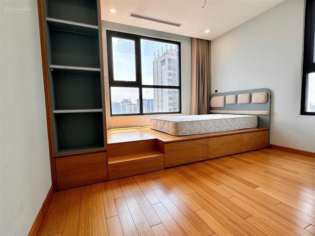 Siêu hot cho thuê the zei mỹ đình 110m2, 3 ngủ full đồ đẹp 22tr/th.  0976 215 ***