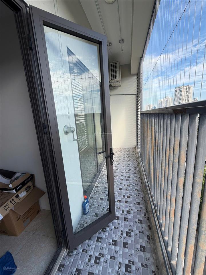Siêu hot cho thuê mhdi lê đức thọ, 100m2, 3 ngủ đồ cơ bản 13.5tr/th .  0976 215 ***