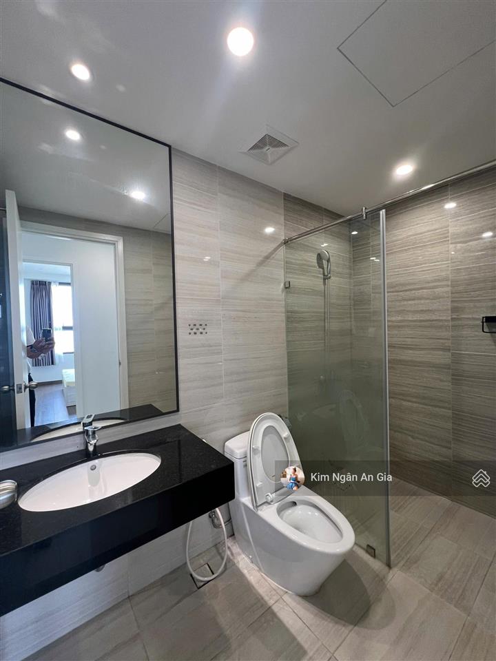 Cần bán 1pn1wc  52m2 the emerald golf view chỉ 2.2 tỷ full nội thất   0975 090 ***