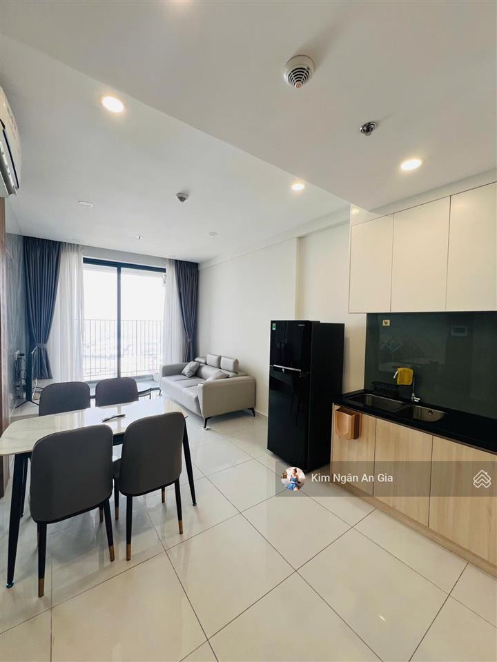Cần bán 1pn1wc  52m2 the emerald golf view chỉ 2.2 tỷ full nội thất   0975 090 ***