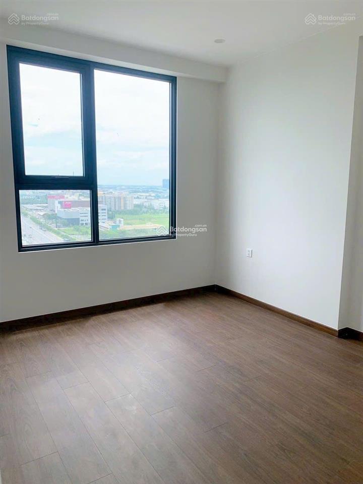 Chính chủ cần bán căn hộ the emerald golf view, ngay aeon mall thuận an, 72m2, 2pn, 2,8 tỷ, shr