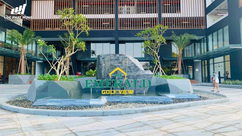 Chính chủ gửi bán gấp lỗ 500tr căn hộ 2 phòng ngủ 72m2 tại chung cư emerald golf view thuận an