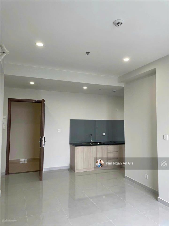 Chuyển nhượng căn hộ 1 phòng ngủ view aeon mall  golf từ 1tỷ95 có hđ thuê dài hạn cc lê phong