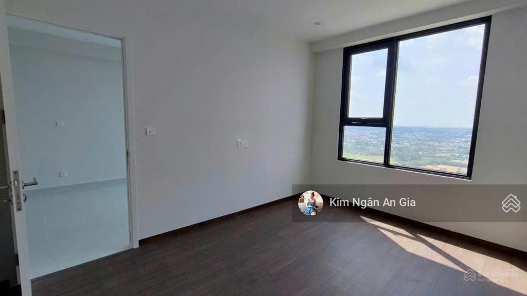 Chuyển nhượng căn hộ 1 phòng ngủ view aeon mall  golf từ 1tỷ95 có hđ thuê dài hạn cc lê phong