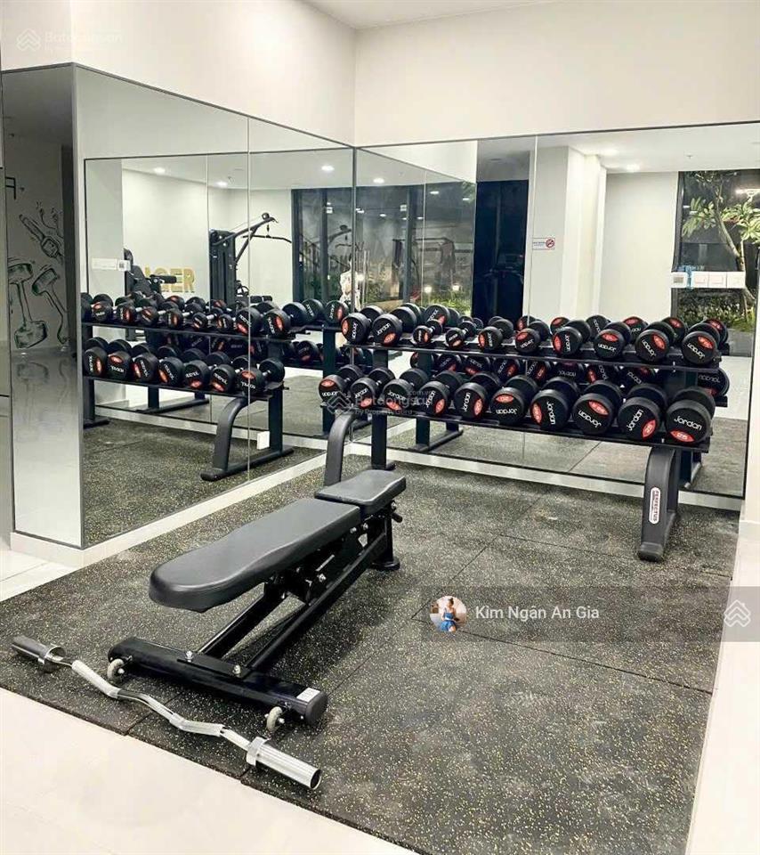 Chuyển nhượng căn hộ 1 phòng ngủ view aeon mall  golf từ 1tỷ95 có hđ thuê dài hạn cc lê phong