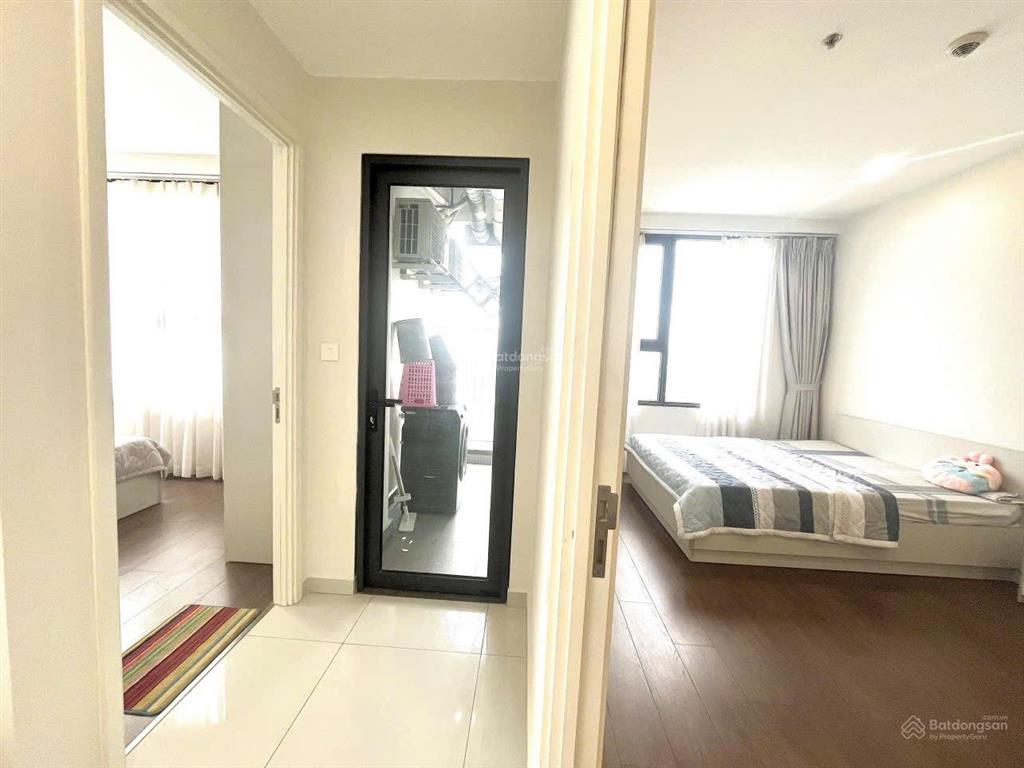 Cần bán căn góc 2pn2wc tại the emerald golf view 3,2 tỷ full nt