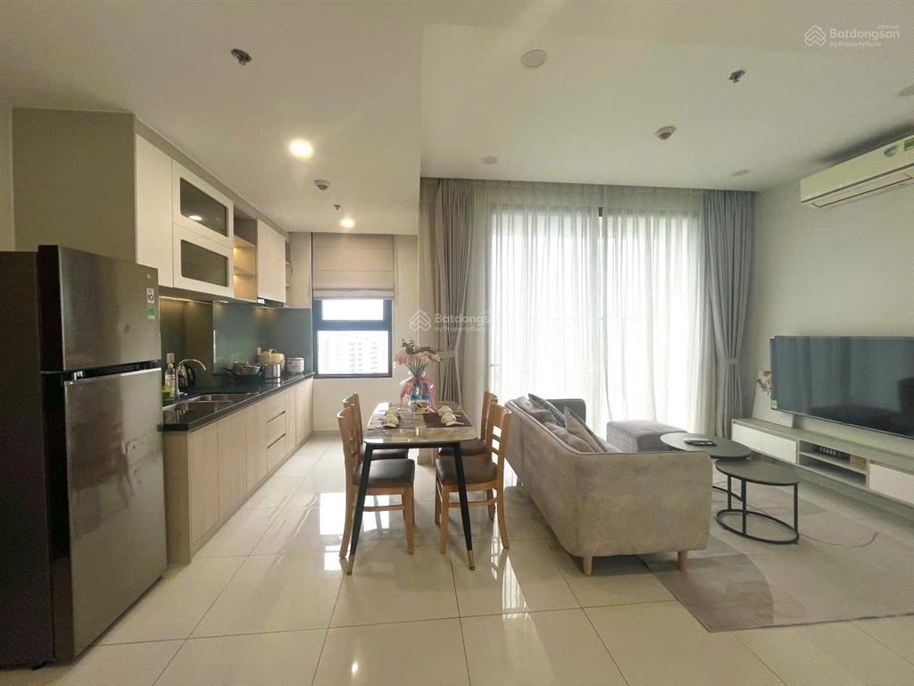 Cần bán căn góc 2pn2wc tại the emerald golf view 3,2 tỷ full nt
