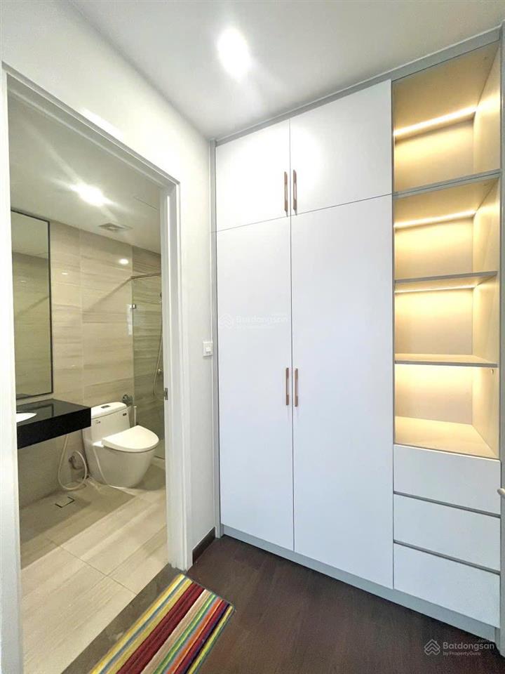 Cần bán căn góc 2pn2wc tại the emerald golf view 3,2 tỷ full nt