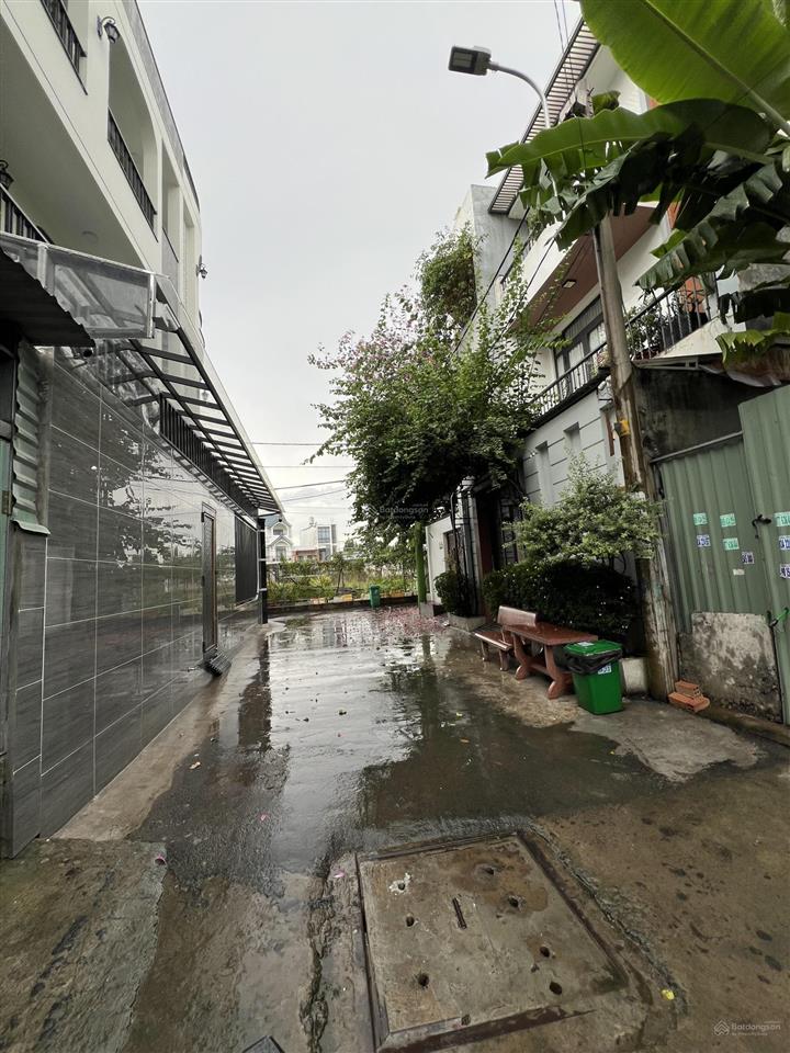 Bán đất hẻm ô tô đường số 2,hẻm 175, tăng nhơn phú,tp thủ đức, dt 80m2(5x16), sổ hồng.0904 398 ***