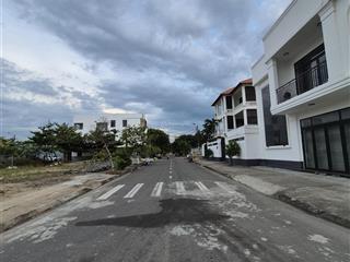 Bán nhà mặt phố xuân thiều 18, giá tốt 64 tỷ, diện tích 765m2