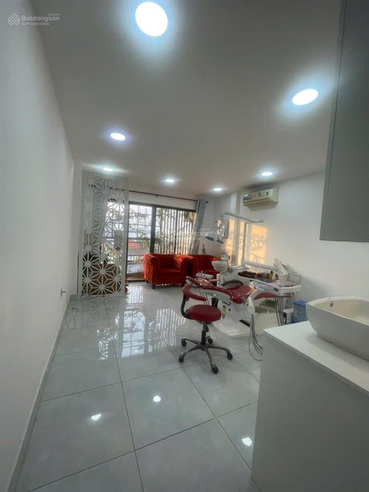 Cho thuê văn phòng 80m² trên lầu. giảm giá cho công ty khởi nghiệp ít người