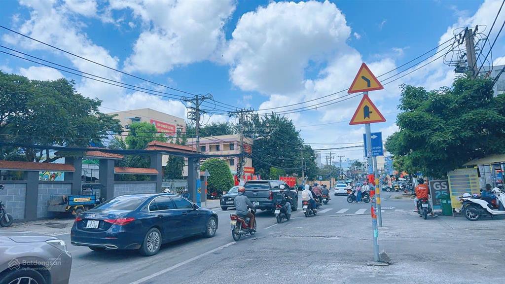 Bán đất 97m², ngay liên phường | đường lớn, chủ vay nợ, thiện chí bán, full thổ cư ko qh lg
