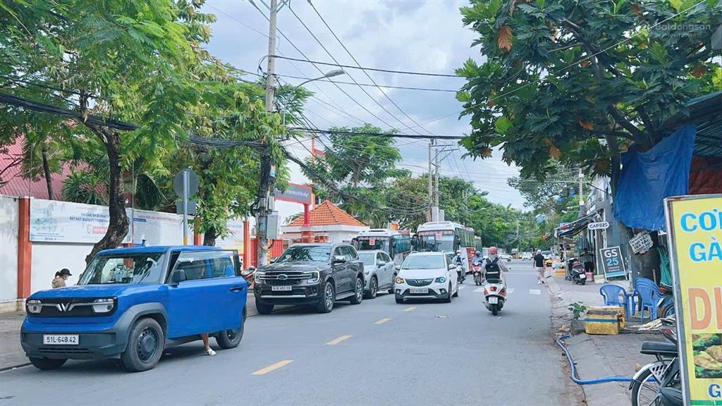 Bán đất xây biệt thự, ngay ga metro phước long a q9, 8x18m, giá 8,9 tỷ sổ hồng