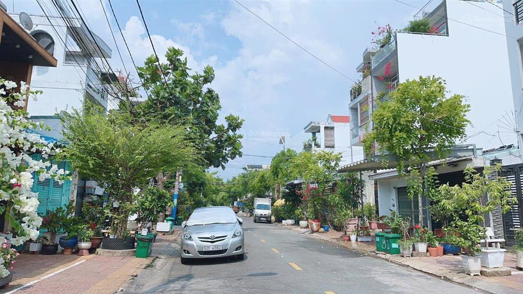 (phước long b cũ) gần liên phường  dt 96m2  nhà cấp 4 chỉ 9,8 tỷ