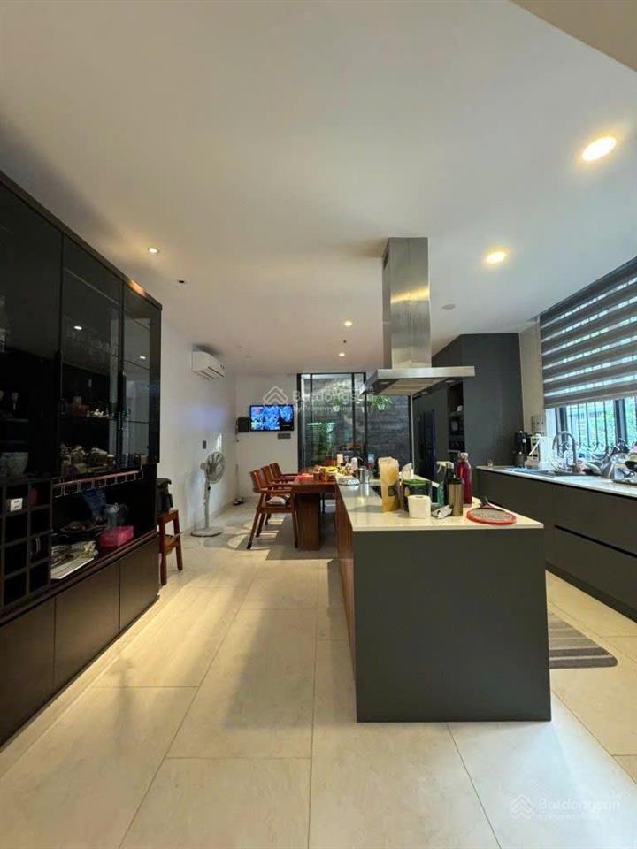 Bán nhà riêng liên phường, căn góc 2mt 3 tầng, thiện chí bán, ko qh lg, 19 tỷ shr