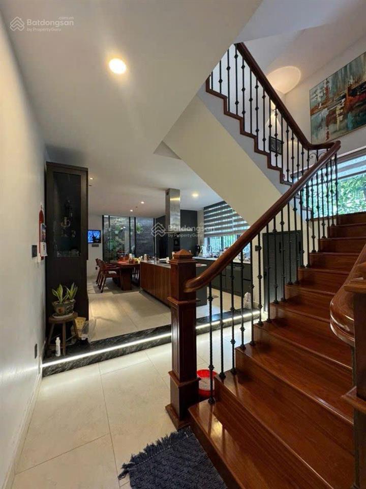 Bán nhà riêng liên phường, căn góc 2mt 3 tầng, thiện chí bán, ko qh lg, 19 tỷ shr