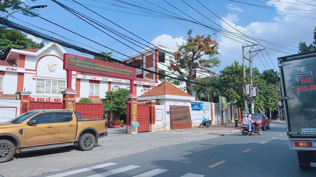 150m2 nhà riêng phước long b, đường đỗ xuân hợp, gần chợ 339, cho thuê 10tr/th
