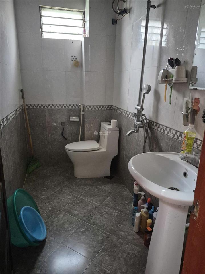 Chính chủ cho thuê nhà 3 tầng phố định công hạ, hà nội, giá tốt